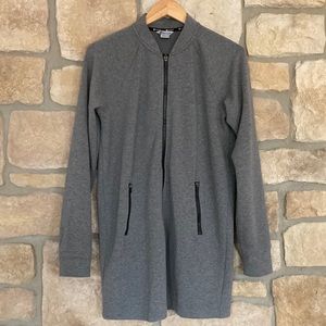 Gaiam gray longer zippered sweatshirt